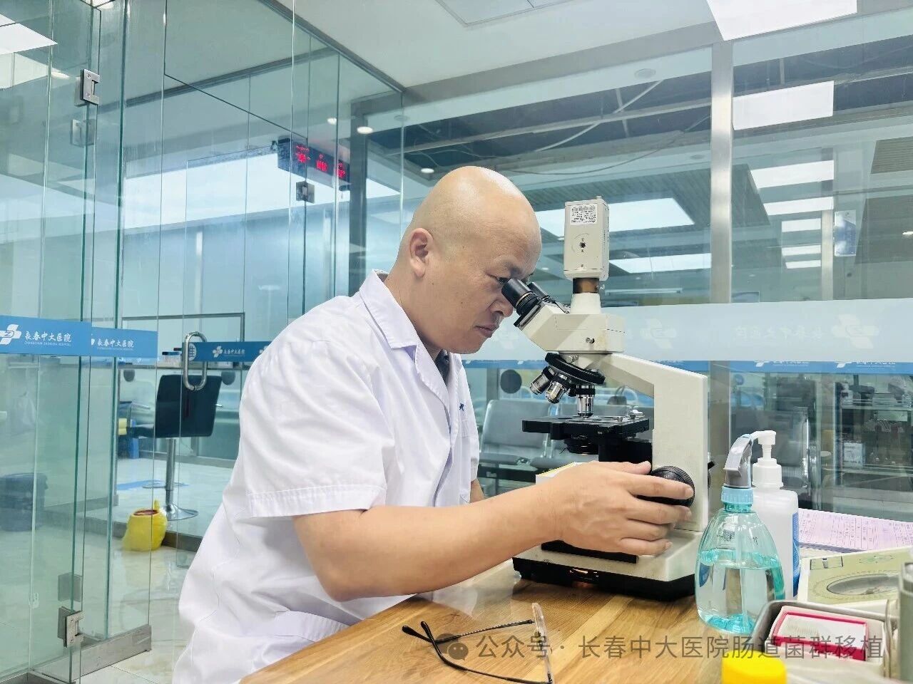 淮北市|高朋磊医师：左手男科临床，右手肠道菌群移植深入研究